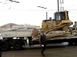 В Ясенево прибывают дополнительные отряды спасателей из Подмосковья В Ясенево прибывают дополнительные отряды спасателей из Подмосковья