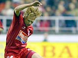 Валерий Карпин пока не решил прощаться с футболом или идти в волейбол Валерий Карпин пока не решил прощаться с футболом или идти в волейбол
