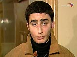 Задержанным оказался 20-летний житель Еревана Нарэк Аветесян. Его доставили в ОВД "Китай-город". При личном досмотре у задержанного был изъят нож, других опасных предметов обнаружено не было Задержанным оказался 20-летний житель Еревана Нарэк Аветесян. Его доставили в ОВД "Китай-город". При личном досмотре у задержанного был изъят нож, других опасных предметов обнаружено не было