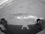 Opportunity вырыл на Марсе норку и засунул в нее руку Opportunity вырыл на Марсе норку и засунул в нее руку