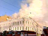 Пожару, вспыхнувшему днем в четверг на Невском проспекте в Петербурге, присвоена пятая, высшая, категория сложности