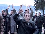 В Батуми произошло столкновение между сторонниками и противниками Абашидзе В Батуми произошло столкновение между сторонниками и противниками Абашидзе