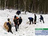Спасатели МЧС в субботу в 11:45 мск нашли тело четвертого сноубордиста из семи пропавших ранее на горе Чегет