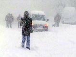 Сильные снегопады и гололед вызвали сегодня хаос на дорогах Германии
