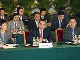 Второй раунд шестисторонних региональных переговоров о выходе из кризиса вокруг ядерной программы КНДР открылся в среду в Пекине