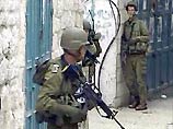 Израиль проводит спецоперацию в банках Рамаллаха по поиску денег "Хамас"