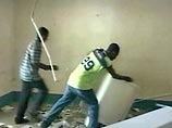 Беспорядки в
столице Гаити вспыхнули с новой силой Беспорядки в
столице Гаити вспыхнули с новой силой
