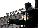 Вооруженные люди в черных масках совершили нападение на рыболовецкий траулер "Парусный", стоящий на рейде порта Владивосток