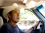 "Ford" Буша находится на его ранчо под Кроуфордом в штате Техас, поскольку эта территория является единственной, где охрана разрешает президенту США самому садиться за руль