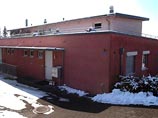 Полиция обнаружила неподалеку от дома, где жил убитый диспетчер, складной нож длиной 22 см с лезвием 14 см. Пока не сообщаются результаты дактилоскопической экспертизы этой улики. Совпадение отпечатков пальцев станет одним из главных доказательств вины за Полиция обнаружила неподалеку от дома, где жил убитый диспетчер, складной нож длиной 22 см с лезвием 14 см. Пока не сообщаются результаты дактилоскопической экспертизы этой улики. Совпадение отпечатков пальцев станет одним из главных доказательств вины за