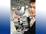 Базирующаяся в Токио компания ZMP объявила в среду, что с этой недели начала принимать заказы на них от крупных покупателей. С конца 2004 года роботы-гуманоиды будут доступны и рядовым потребителям по цене 500 тыс. иен (примерно 4,5 тыс. долларов) за штук