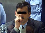 В среду на процессе он отрицал свою вину в похищении и убийстве двух детей, найденных похороненными в его саду, и заявил, что он держал их в подземелье, чтобы защитить от развитой сети педофилов, действующей в стране В среду на процессе он отрицал свою вину в похищении и убийстве двух детей, найденных похороненными в его саду, и заявил, что он держал их в подземелье, чтобы защитить от развитой сети педофилов, действующей в стране