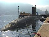 Жители Гибралтара требуют убрать из порта английскую атомную подводную лодку