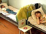 В городе Алдане Республики Саха (Якутия) госпитализированы двадцать школьников в возрасте 7-12 лет с признаками отравления. Двое из них находятся в тяжелом состоянии