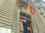 Швейцарский банкир и экономист Андре Штребель обратился в Генеральную прокуратуру Швейцарии с заявлением о возбуждении уголовного дела против акционеров группы МЕНАТЕП