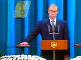  "По наилучшему сценарию, он оставит Россию в состоянии управляемой демократии, если угодно, полудемократии," - говорит чиновник, несколько лет проработавший с Путиным в Кремле и остающийся его поклонником