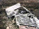 В Казахстане оползень снес один дом и частично разрушил второй