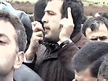 Отношения между Аджарией и Грузией накаляются: Саакашвили выдвинул Абашидзе ультиматум Отношения между Аджарией и Грузией накаляются: Саакашвили выдвинул Абашидзе ультиматум