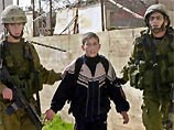 Палестинский мальчик пытался пронести в ранце взрывчатку на территорию Израиля