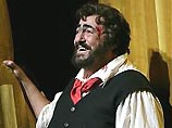 Паваротти закончил оперную карьеру из-за "отвратительной подруги"