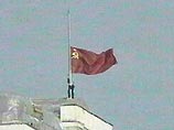7 ноября 2003 года Бениаминов залез на крышу здания Госдумы и заменил на флагштоке российский флаг на флаг СССР. Спустя 40 минут Бениаминов был задержан сотрудниками федеральной службы охраны