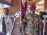 зимбабвийские власти обвиняют арестованных в нарушении иммиграционного и авиационного законодательств, а также в нарушении закона об огнестрельном оружии