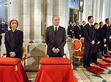 Траурный ритуал прощания с жертвами терактов 11 марта в испанской столице проходит в Мадриде при участии короля Испании Хуана Карлоса и королевы Софии, а также остальных членов королевской семьи