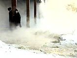 Как сообщает пресс-служба МЧС России, произошел разрыв трубы магистрального теплопровода диаметром 700 мм, который обеспечивал теплом жилые дома Железнодорожного района города Как сообщает пресс-служба МЧС России, произошел разрыв трубы магистрального теплопровода диаметром 700 мм, который обеспечивал теплом жилые дома Железнодорожного района города