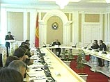 В Киргизии запрещено работать в правительстве тем, кто не говорит по-киргизски В Киргизии запрещено работать в правительстве тем, кто не говорит по-киргизски