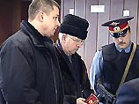 "Позже мы допросим еще несколько человек, которые работают в "Медиа-Моста" или когда-то сотрудничали с холдингом: это довольно большая группа людей, - cообщил следователь Ложис "Позже мы допросим еще несколько человек, которые работают в "Медиа-Моста" или когда-то сотрудничали с холдингом: это довольно большая группа людей, - cообщил следователь Ложис