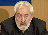 В защиту бывшего главы НК ЮКОС Михаила Ходорковского создается международная организация. Об этом заявил президент фонда "Гласность" Алексей Симонов на пресс-конференции "Правовой анализ обвинения, предъявленного Михаилу Ходорковскому" В защиту бывшего главы НК ЮКОС Михаила Ходорковского создается международная организация. Об этом заявил президент фонда "Гласность" Алексей Симонов на пресс-конференции "Правовой анализ обвинения, предъявленного Михаилу Ходорковскому"