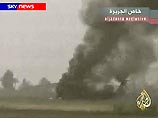 Вертолет упал в 12 км от Эль-Фаллуджи недалеко от деревни Зоубаа. Машина объята огнем. О судьбе экипажа пока не сообщается