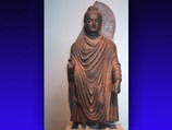 В Исламабаде мусульманские радикалы разбили древнюю статую Будды