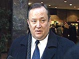 Как заявил Аяцков, необходимость таких поправок стала очевидной, особенно после принятия Госдумой закона, позволяющего главам субъектов баллотироваться на третий срок Как заявил Аяцков, необходимость таких поправок стала очевидной, особенно после принятия Госдумой закона, позволяющего главам субъектов баллотироваться на третий срок