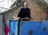 Стадник начал расти в возрасте 14 лет после операции на мозге, в результате которой у него нарушилась секреция и обмен веществ Стадник начал расти в возрасте 14 лет после операции на мозге, в результате которой у него нарушилась секреция и обмен веществ