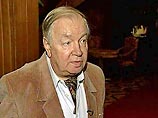 Интервью состоялось после того, как Шарон Стоун стала лауреатом почетной награды фестиваля за вклад в развитие киноискусства. Вручал ее российский поэт Андрей Вознесенский, посвятивший кинозвезде свое новое стихотворение Интервью состоялось после того, как Шарон Стоун стала лауреатом почетной награды фестиваля за вклад в развитие киноискусства. Вручал ее российский поэт Андрей Вознесенский, посвятивший кинозвезде свое новое стихотворение