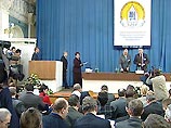 Таким образом, на политическом поле вблизи президента становится все теснее: у Кремля наряду с "Единством" появляется вторая опора в стране Таким образом, на политическом поле вблизи президента становится все теснее: у Кремля наряду с "Единством" появляется вторая опора в стране