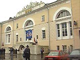 Сотрудниками милиции задержан с поличным в своем рабочем кабинете проректор Московского государственного технического университета имени Н.Э.Баумана по хозяйственной и административной работе. Сотрудниками милиции задержан с поличным в своем рабочем кабинете проректор Московского государственного технического университета имени Н.Э.Баумана по хозяйственной и административной работе.