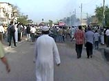 Три мощных взрыва прогремели рядом с полицейскими участками в городе Басра на юге Ирака утром в среду