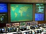 В 8:33 космический грузовик-танкер "Прогресс М1-5" успешно пристыковался к станции "Мир"