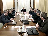 Президент России Владимир Путин проводит в Ново-Огарево совещание со своими полномочными представителями в федеральных округах Президент России Владимир Путин проводит в Ново-Огарево совещание со своими полномочными представителями в федеральных округах