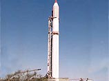 Жидкостная двухступенчатая ракета среднего класса "Зенит-2" может выводить на низкие орбиты космические аппараты весом до 12 тонн и на высокоэллиптические - до 3,5 тонн
