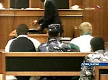 В понедельник утром продолжилось заседание катарского суда по делу двух российских граждан, обвиняемых в убийстве одного из лидеров чеченских сепаратистов Зелимхана Яндарбиева В понедельник утром продолжилось заседание катарского суда по делу двух российских граждан, обвиняемых в убийстве одного из лидеров чеченских сепаратистов Зелимхана Яндарбиева