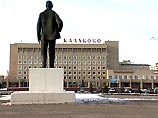 Жители города Балаково Саратовской области решили обратиться к президенту России с необычной просьбой: "Просим Владимира Путина своим личным распоряжением передать Балаково в состав соседней Самарской области" Жители города Балаково Саратовской области решили обратиться к президенту России с необычной просьбой: "Просим Владимира Путина своим личным распоряжением передать Балаково в состав соседней Самарской области"