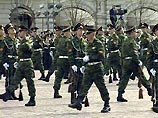 В параде на Красной площади примут участие шесть тысяч военнослужащих В параде на Красной площади примут участие шесть тысяч военнослужащих