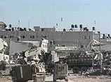 Как заявили израильские военные источники, в настоящее время проводится "рутинная" операция по поиску террористов в Рамаллахе, которая не имеет никакого отношения к Арафату