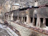 С момента ввода в Косово гражданской и военной миссии ООН в 1999 году, там уничтожено почти 150 православных святынь.