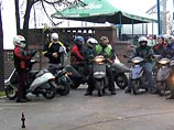 Согласно постановлению, с 1 января 2005 года будут введены в действие правила регистрации и учета мопедов, а также порядок проведения проверки знаний водителями мопедов ПДД Согласно постановлению, с 1 января 2005 года будут введены в действие правила регистрации и учета мопедов, а также порядок проведения проверки знаний водителями мопедов ПДД