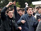 Вертолет Михаила Саакашвили получил повреждения при посадке в Аджарии Вертолет Михаила Саакашвили получил повреждения при посадке в Аджарии