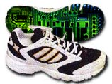 Каждая из кроссовок снабжена микропроцессором, который, реагируя на передаваемые сигналы электронных датчиков, изменяет с помощью специальной системы амортизационные характеристики подметки